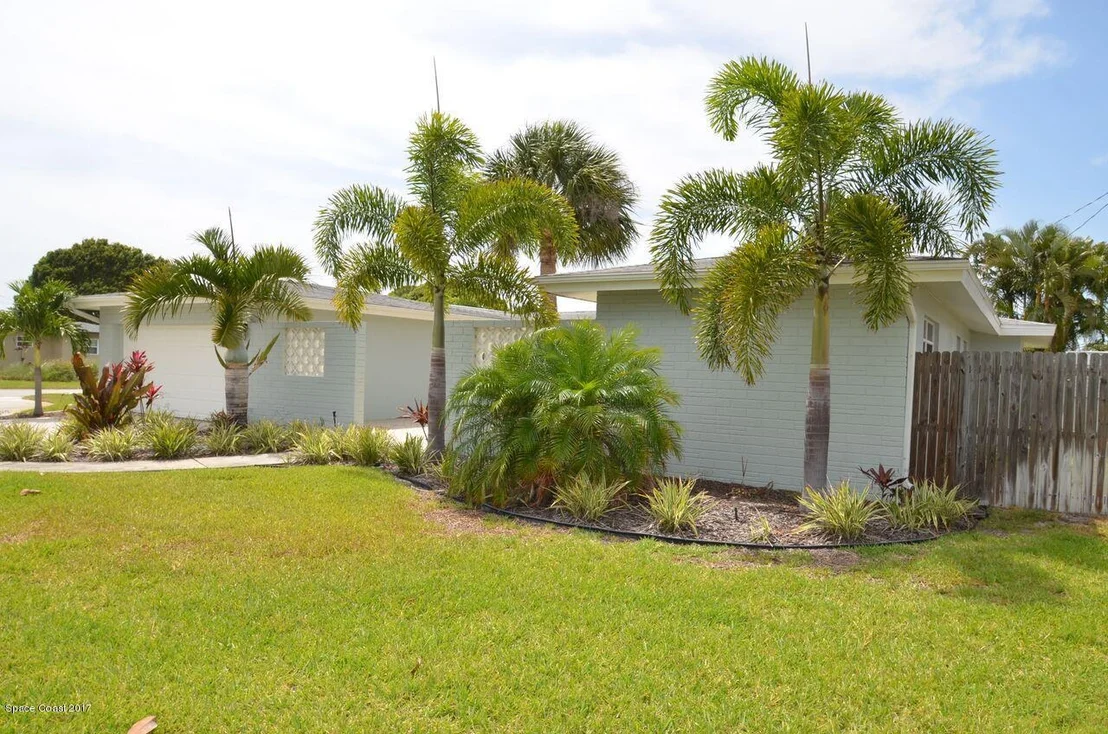 Photo of 1138 Pinetree Drive