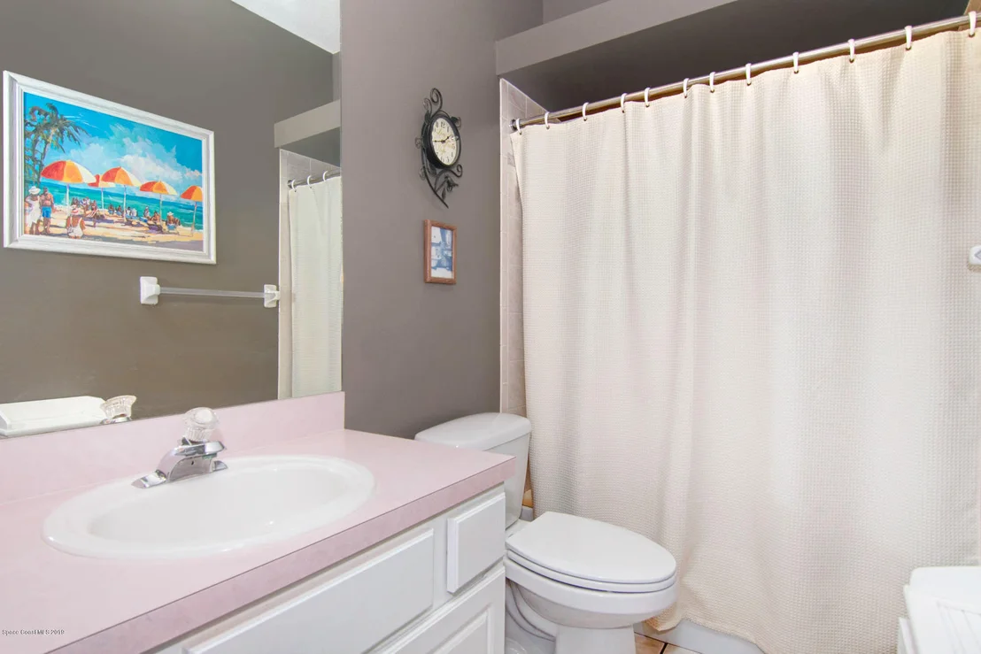 Photo of 989 South Fork Circle