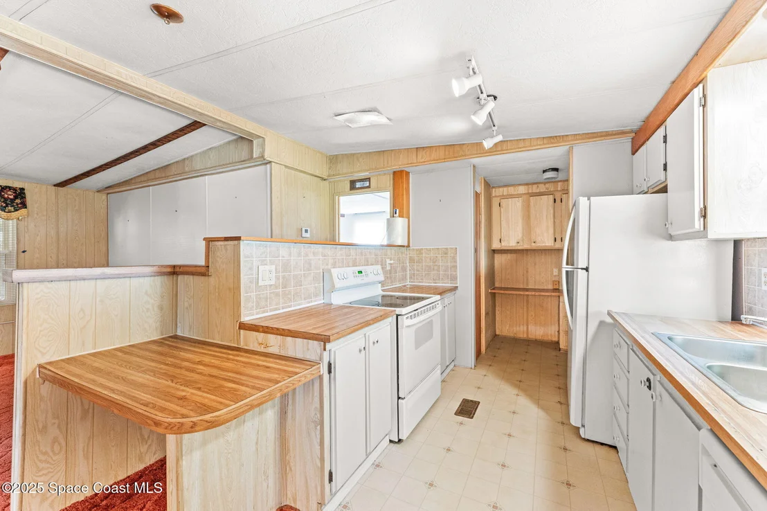 Photo of 4458 Twin Lakes Drive