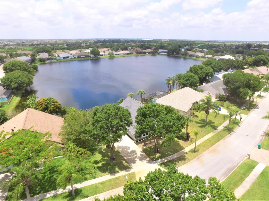 Photo of 2090 Lionel Drive