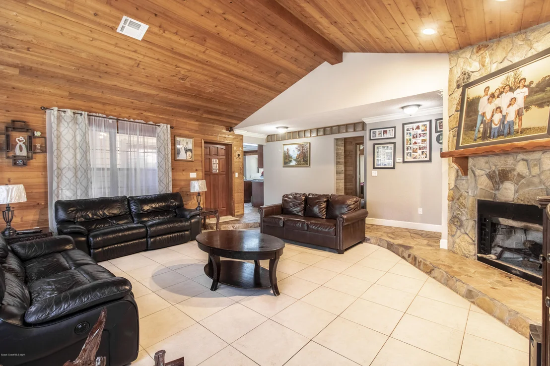 Photo of 3590 Weber Road