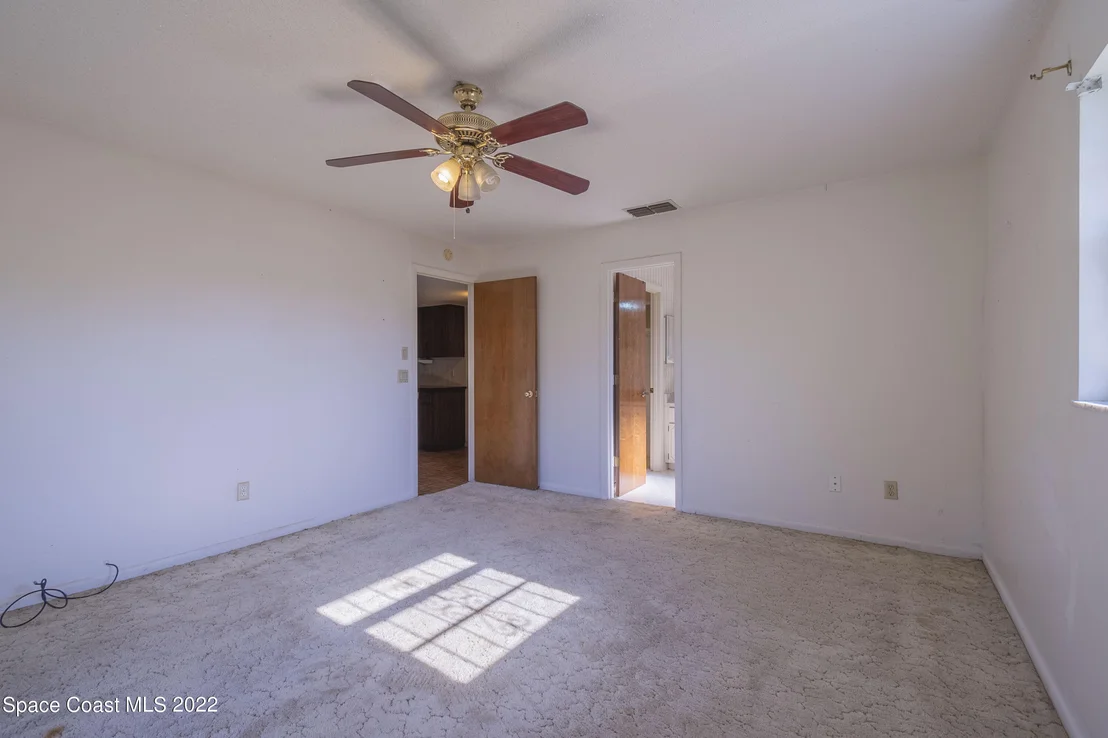 Photo of 936 Clayton Drive