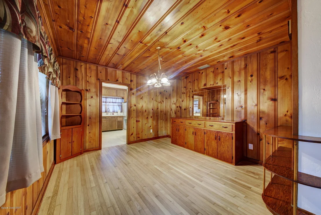 Photo of 720 Seminole Drive