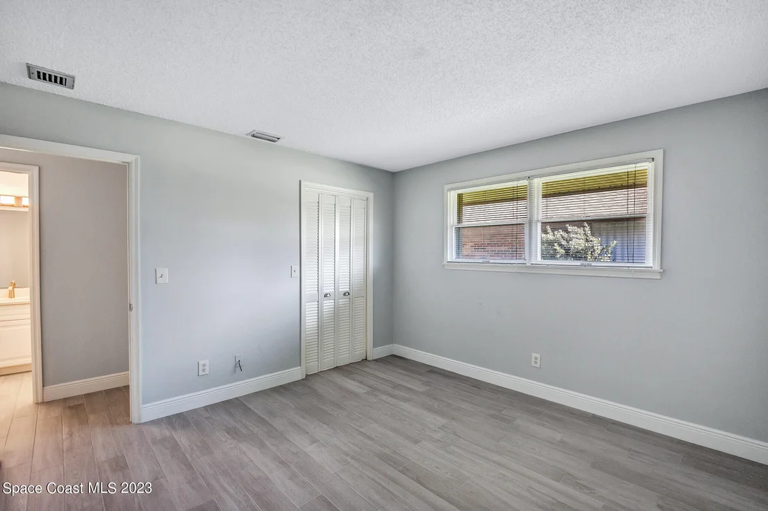 Photo of 224 Chalet Avenue