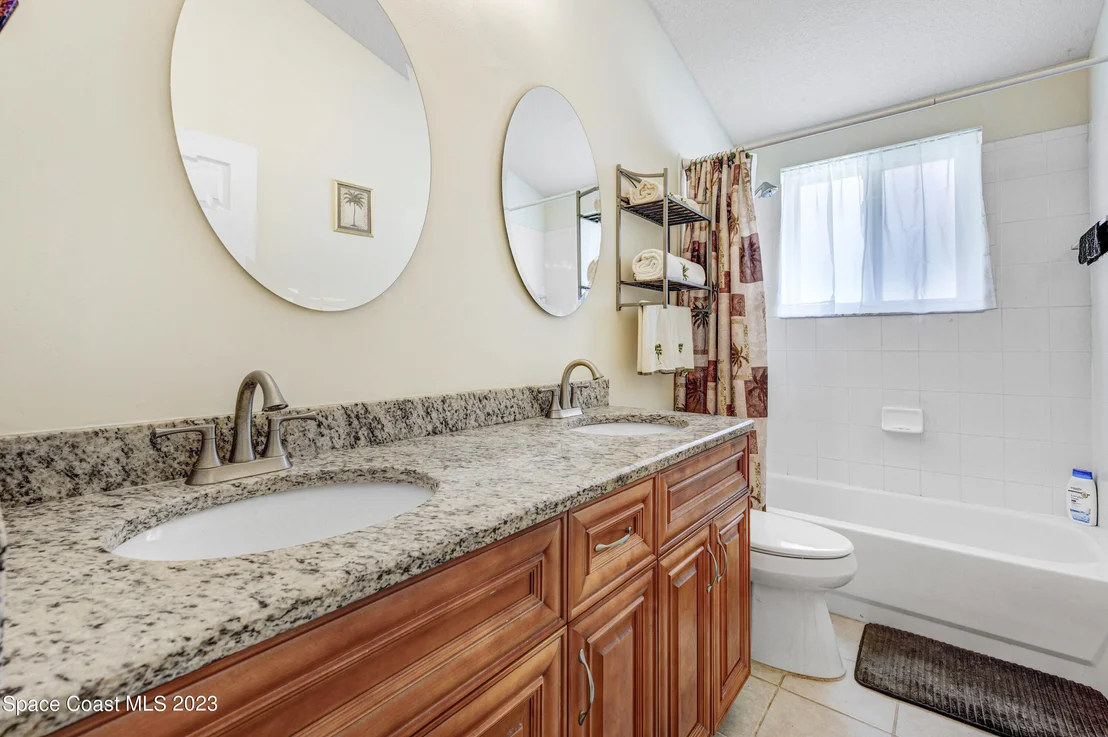 Photo of 2572 Ventura Circle