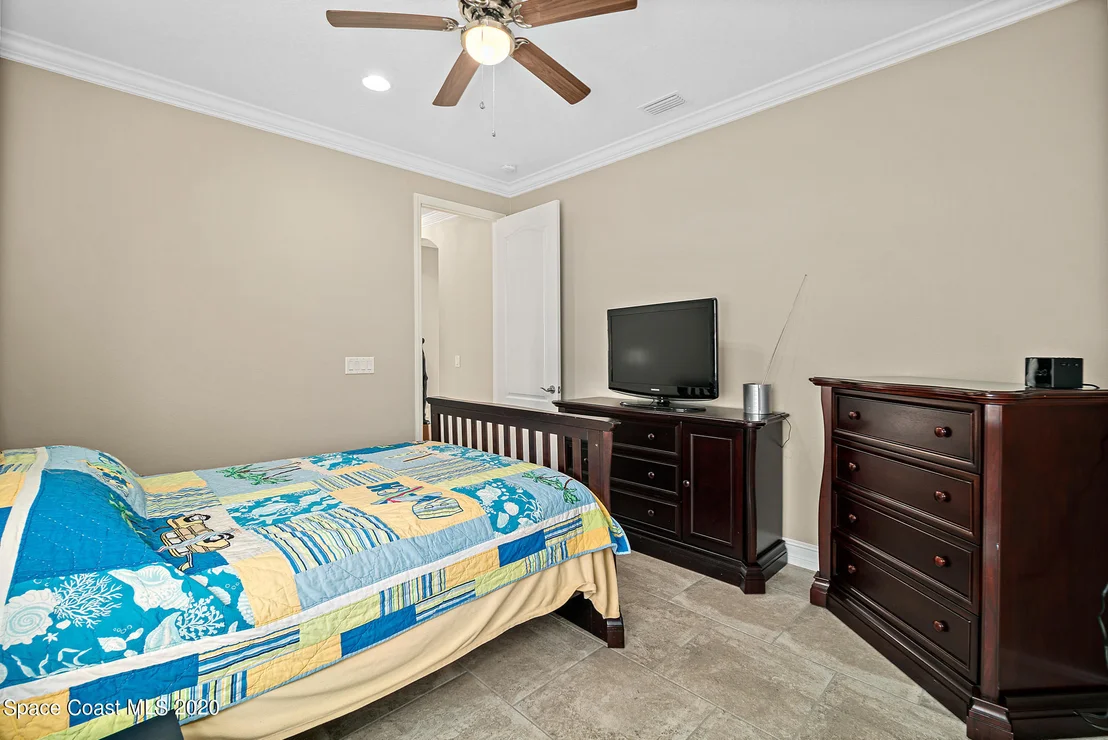 Photo of 7684 Poulicny Lane