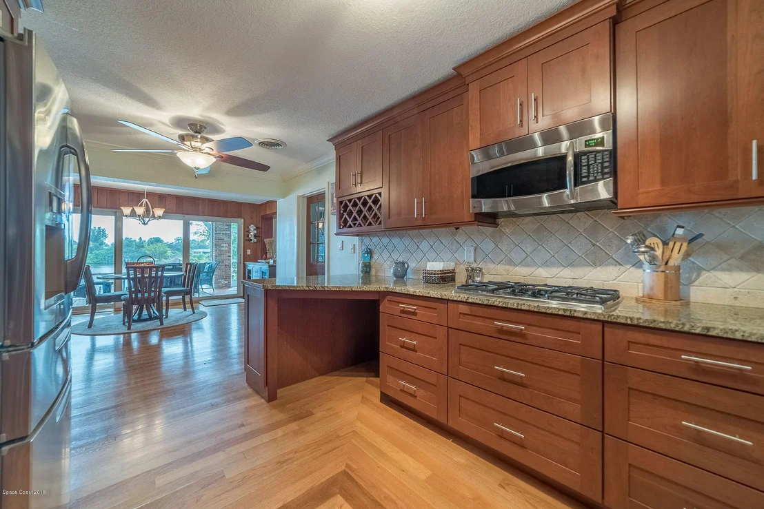 Photo of 1131 Rivermont Drive