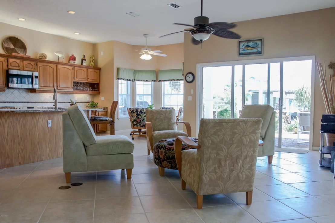 Photo of 404 Riverview Lane