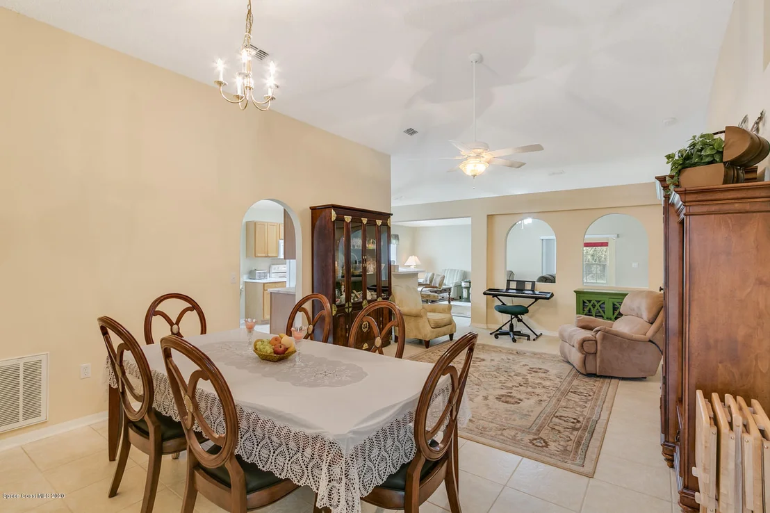 Photo of 2177 Spring Creek Circle NE