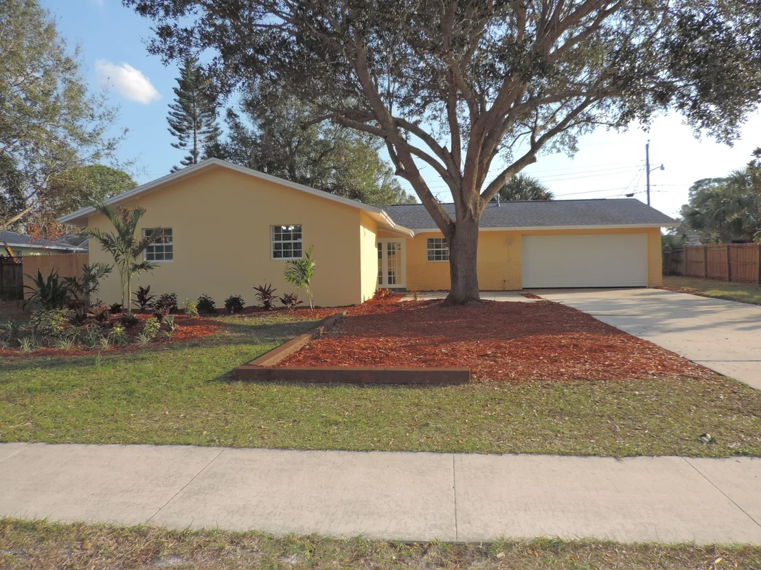 Photo of 307 Edgewood Drive