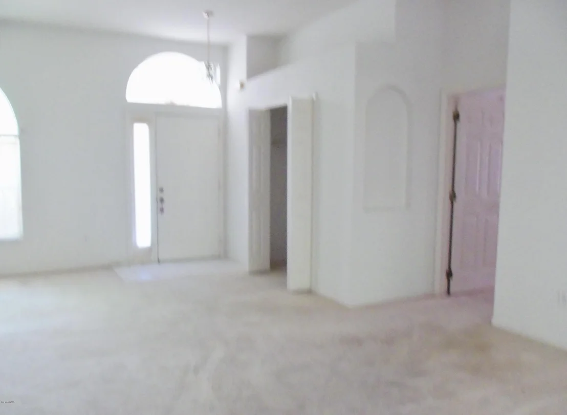 Photo of 927 Osprey Lane