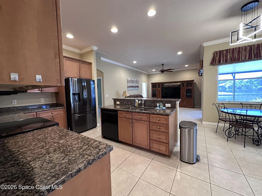 Photo of 883 Spring Oak Drive