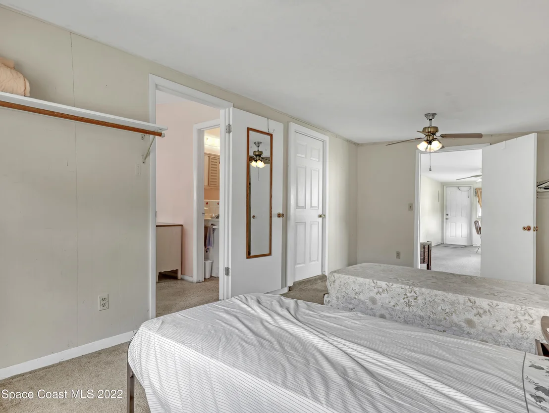 Photo of 1079 Cable Lane NE