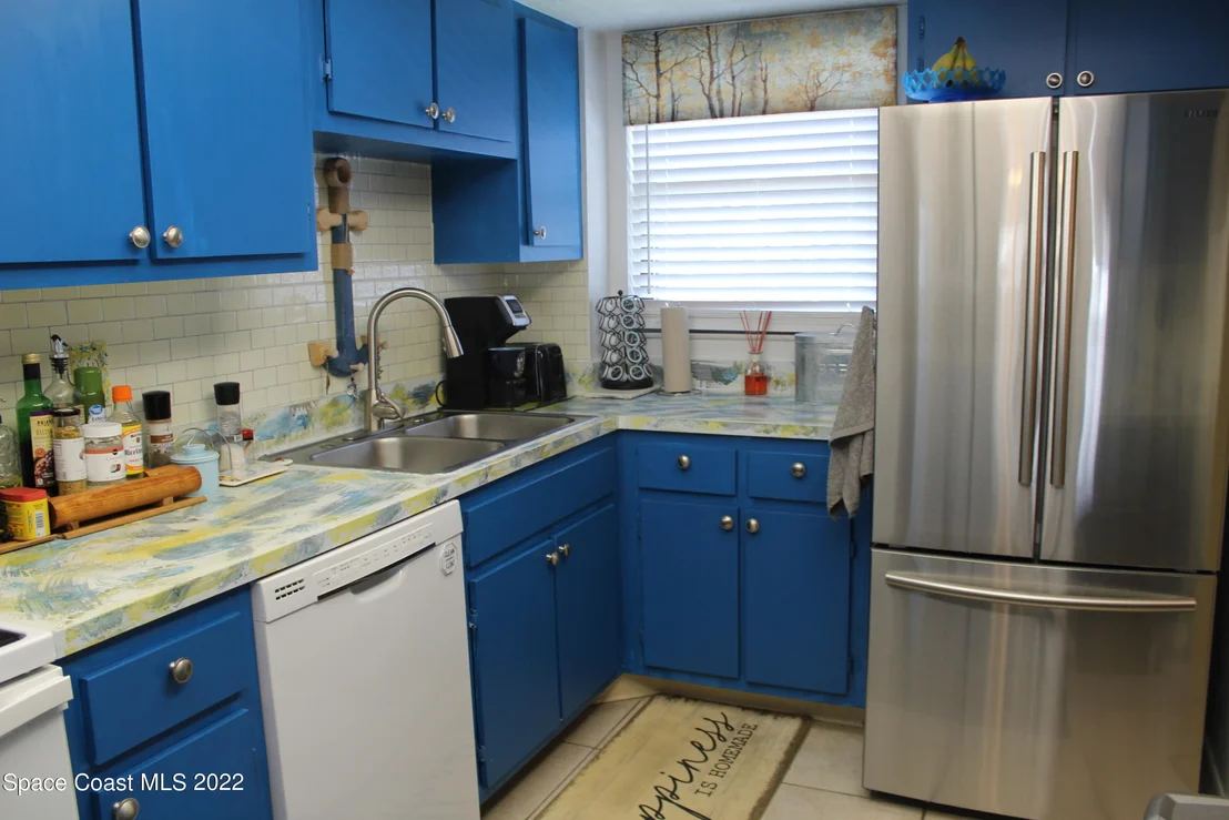 Photo of Unit 1128 at 325 Tangle Run Boulevard