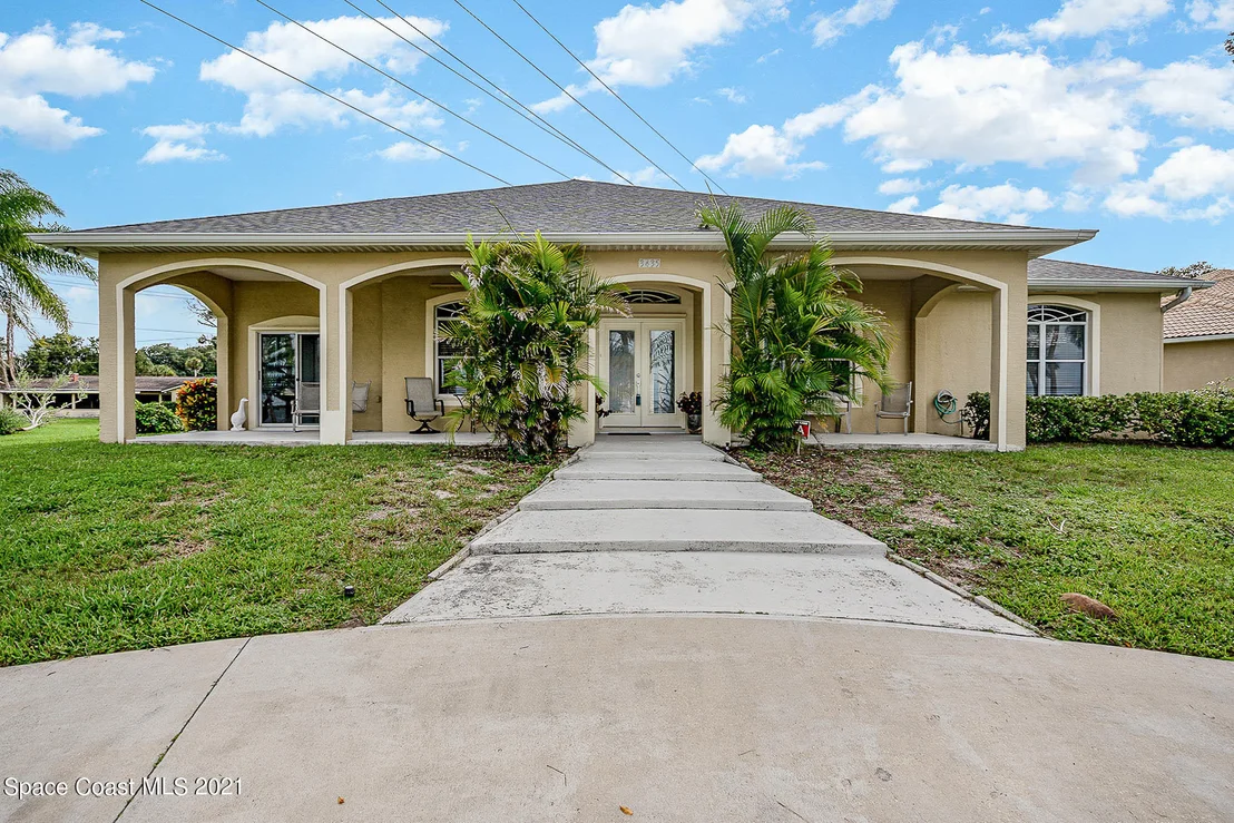 Photo of 3435 Indian River Drive