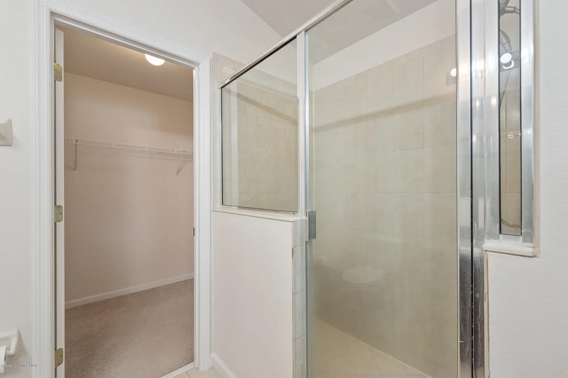 Photo of 335 Dryden Circle