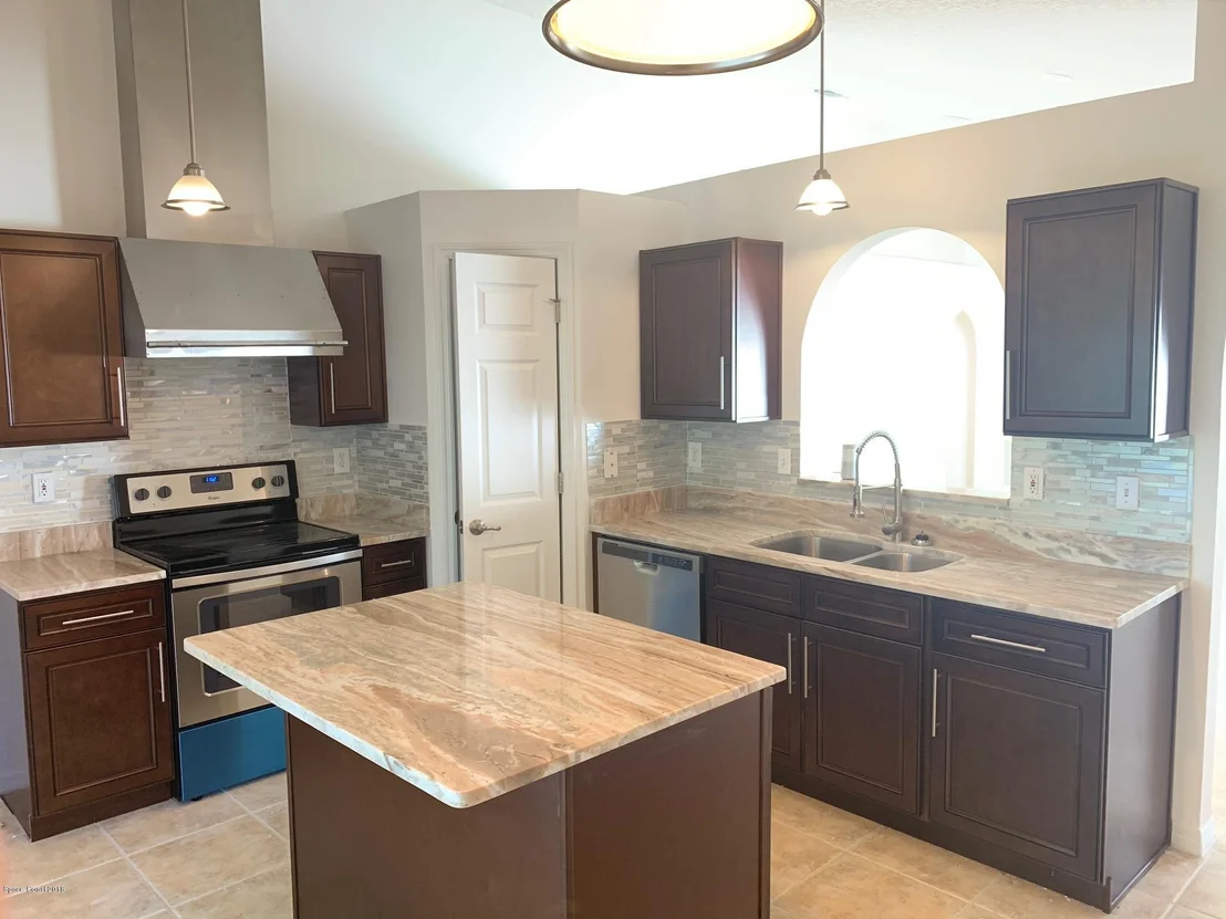 Photo of 2884 Maderia Circle