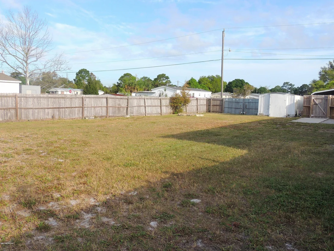 Photo of 855 Phillis Way