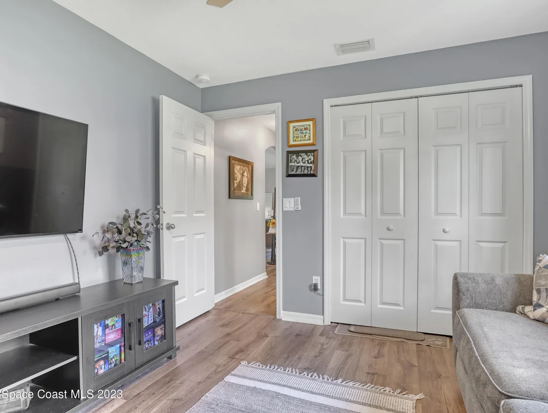 Photo of 758 Wyeth Street