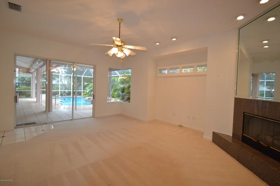 Photo of 2015 Canterbury Drive