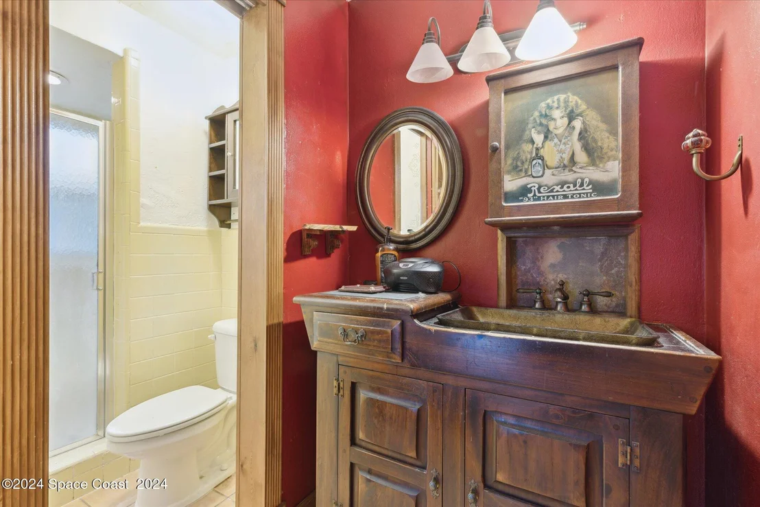 Photo of 363 Carmine Drive