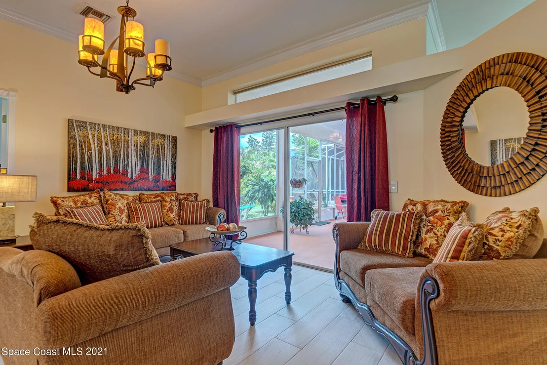 Photo of 876 Shoshone Lane