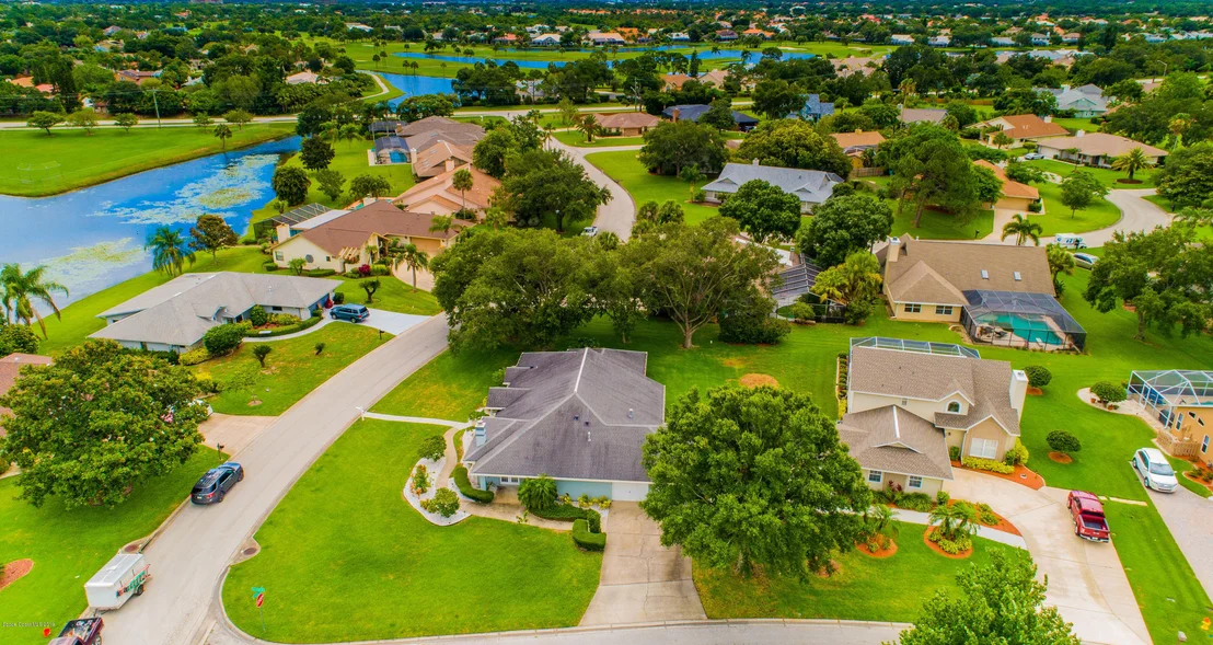Photo of 548 Crystal Lake Drive