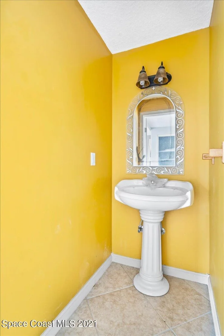 Photo of 5135 Palm Drive