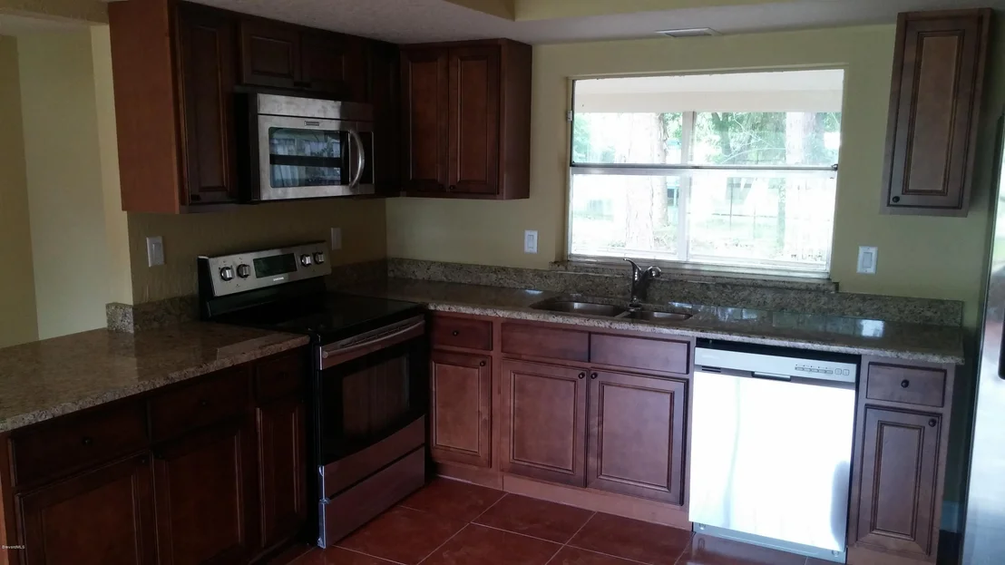 Photo of 7545 Sheridan Road