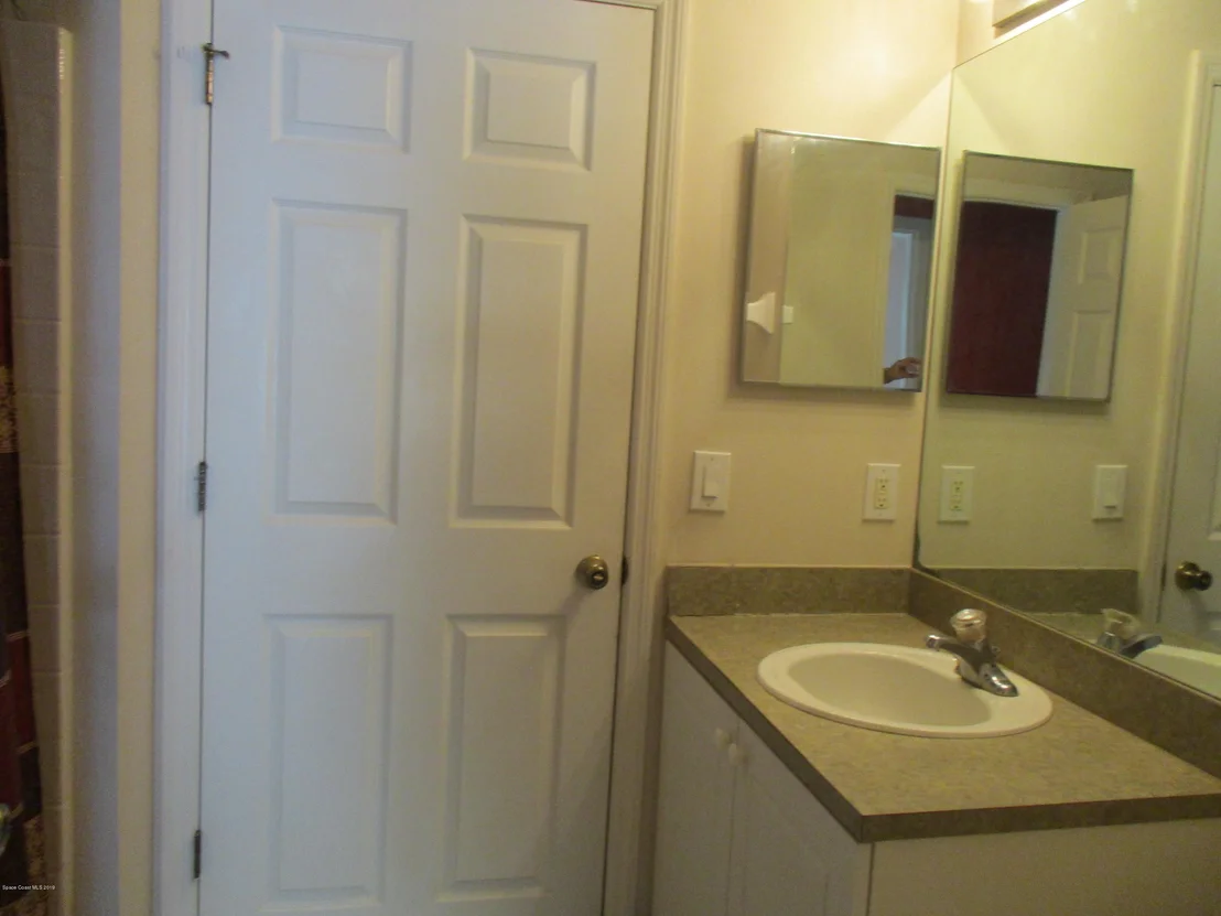 Photo of Unit 105 at 895 Luminary Circle