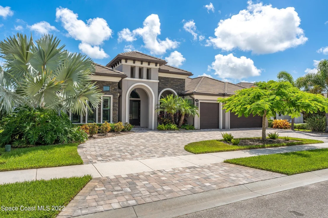 Photo of 2902 Emeldi Lane