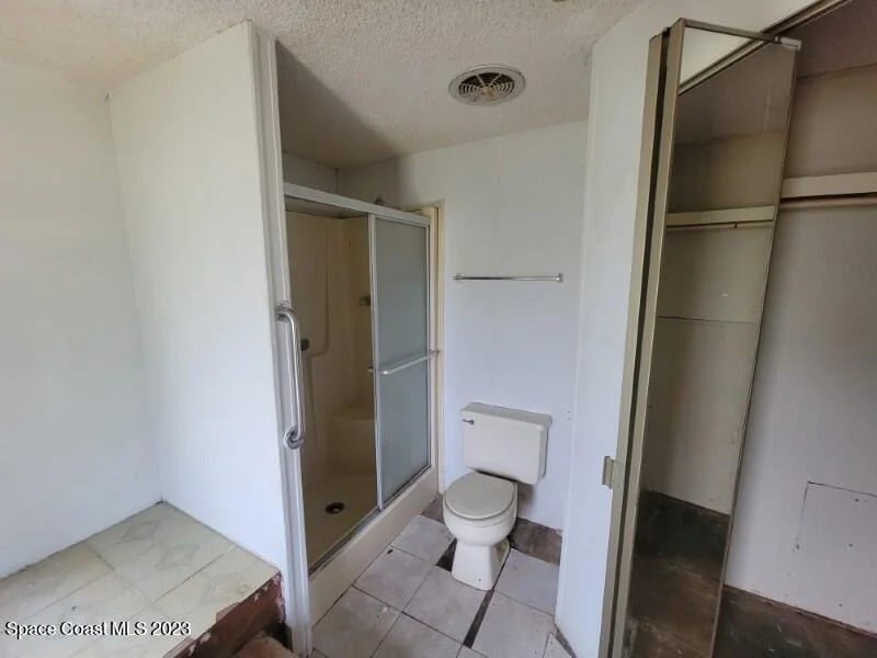 Photo of 637 Camp Road
