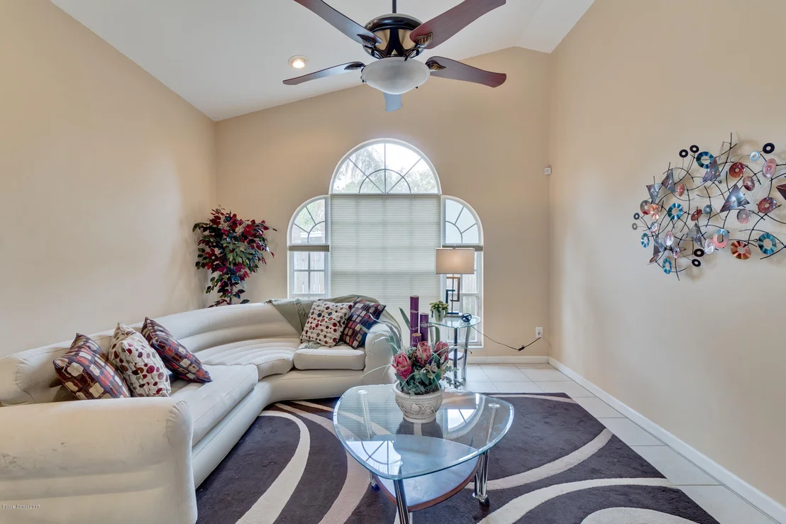 Photo of 607 Sandpiper Circle
