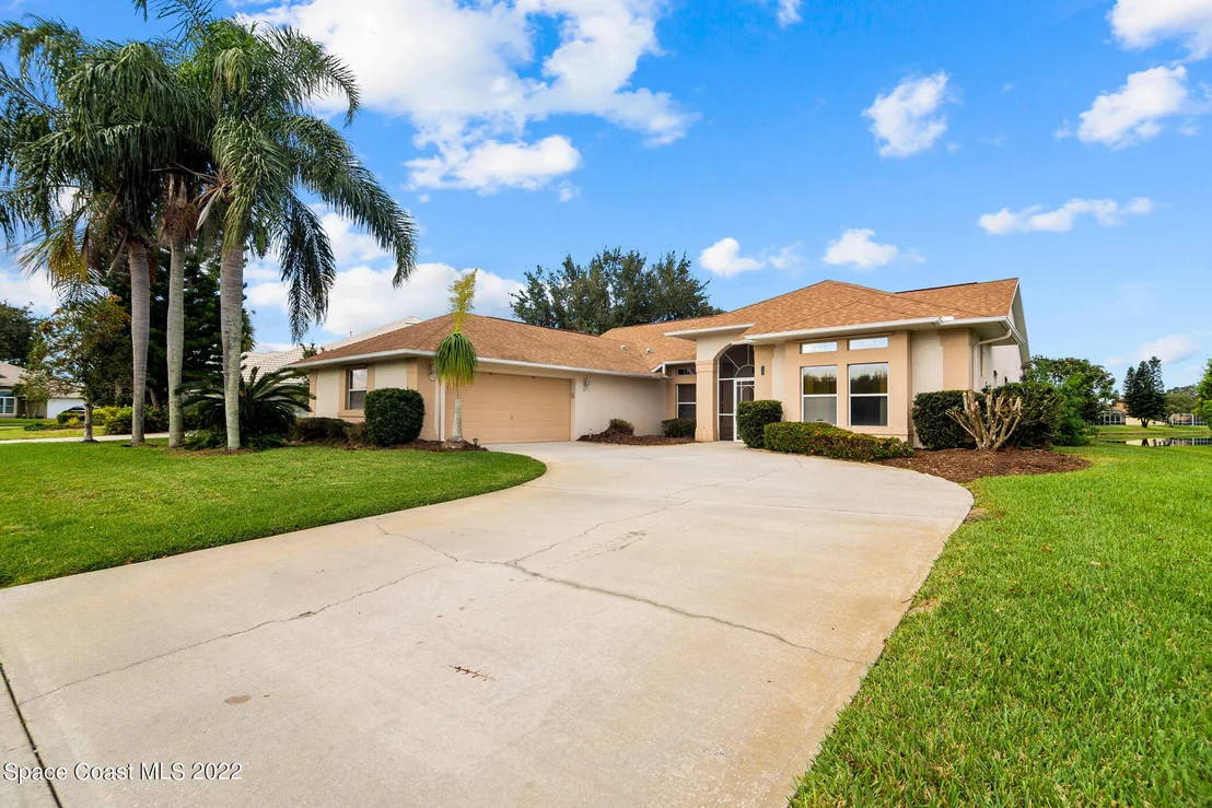 Photo of 959 Wildwood Drive