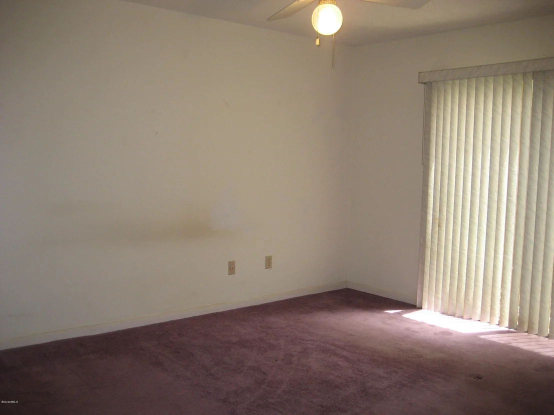 Photo of 240 Bayhead Drive