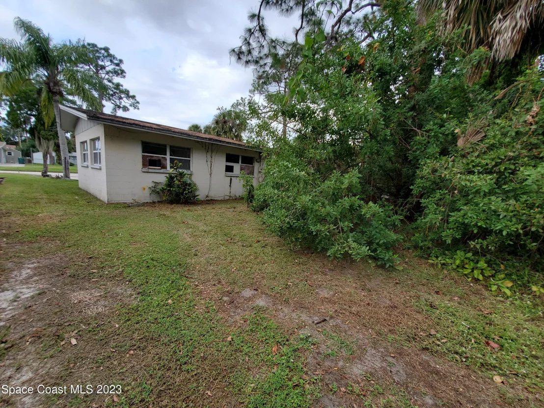 Photo of 708 Ixora Avenue