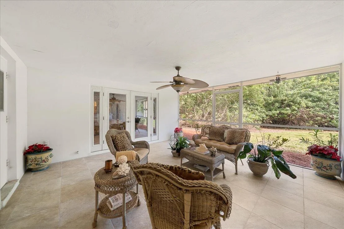 Photo of 716 Malibu Lane