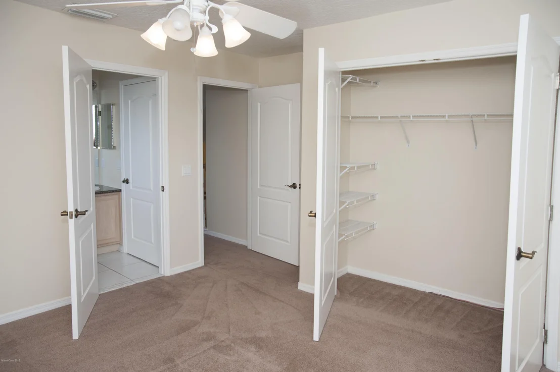 Photo of 916 Wimbledon Drive