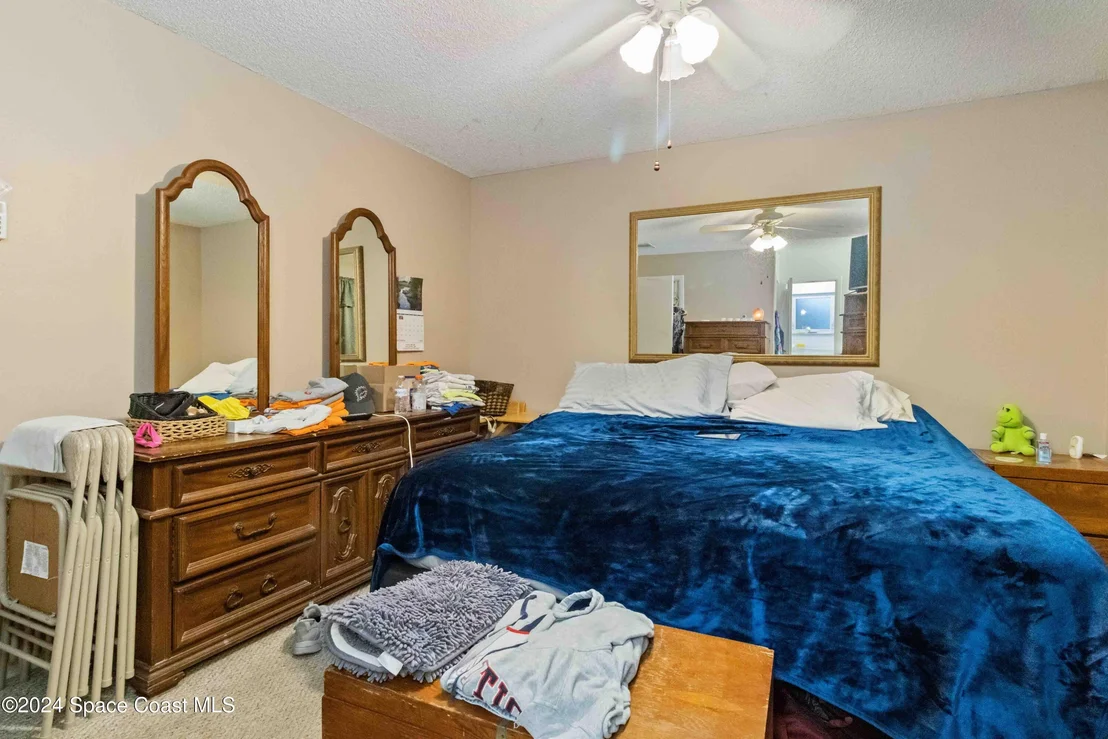 Photo of 1023 Sycamore Drive