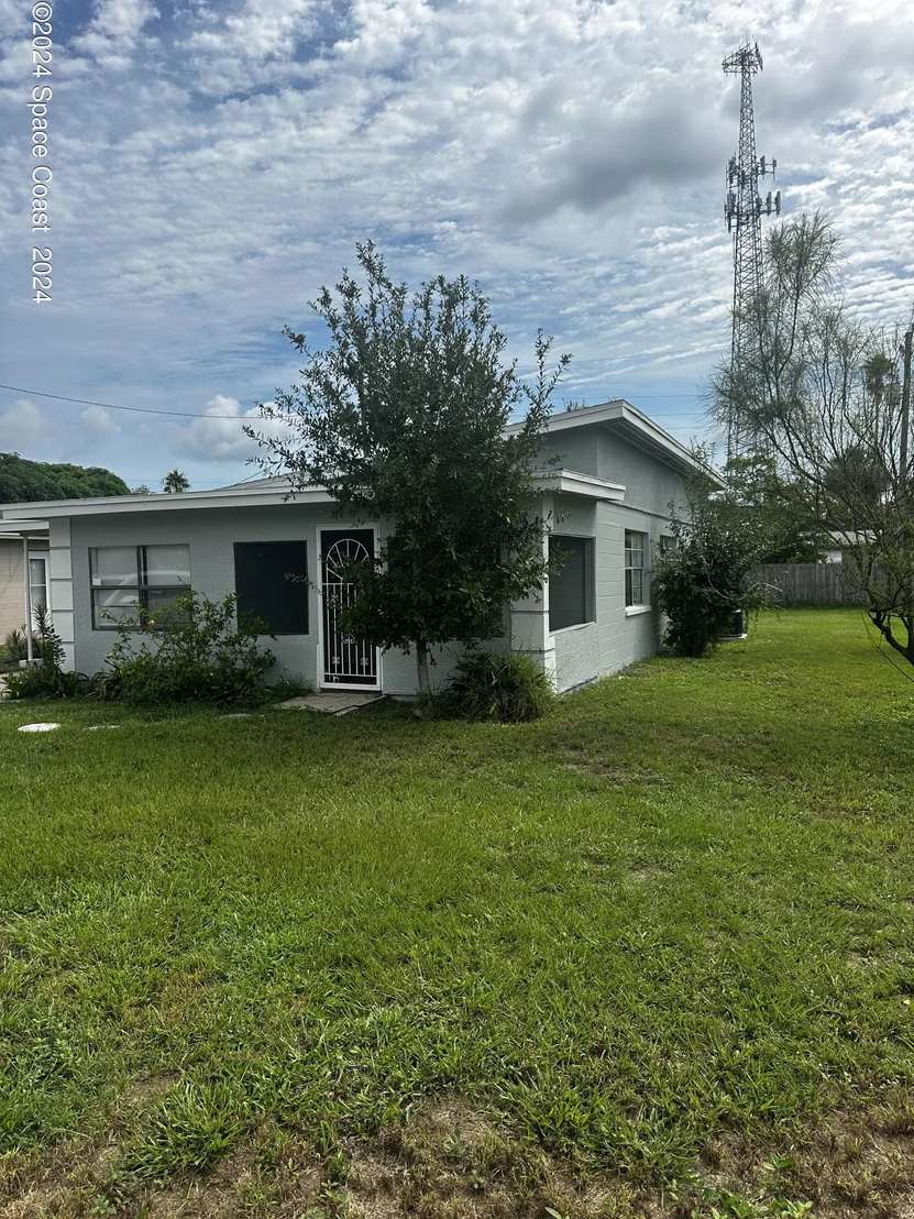 Photo of 3109 Swift Street