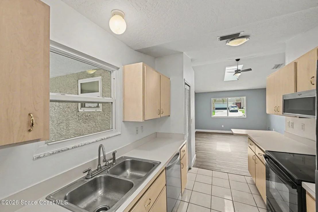Photo of 6000 Chapman Street