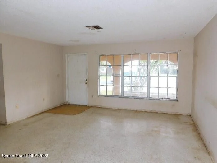 Photo of 844 Hampton Drive NE
