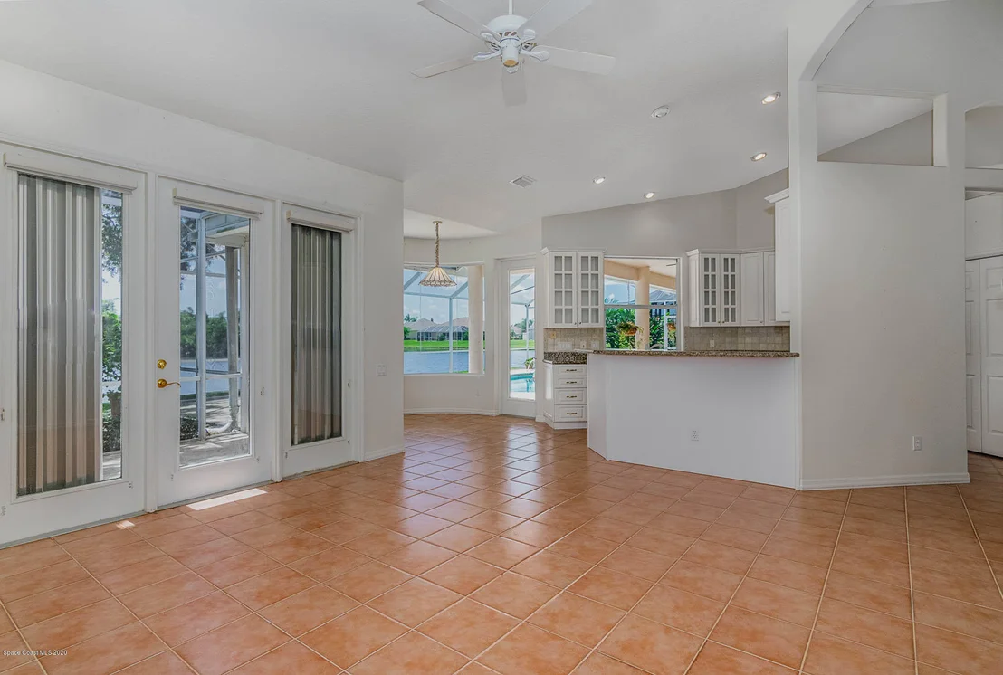 Photo of 923 Wildwood Drive