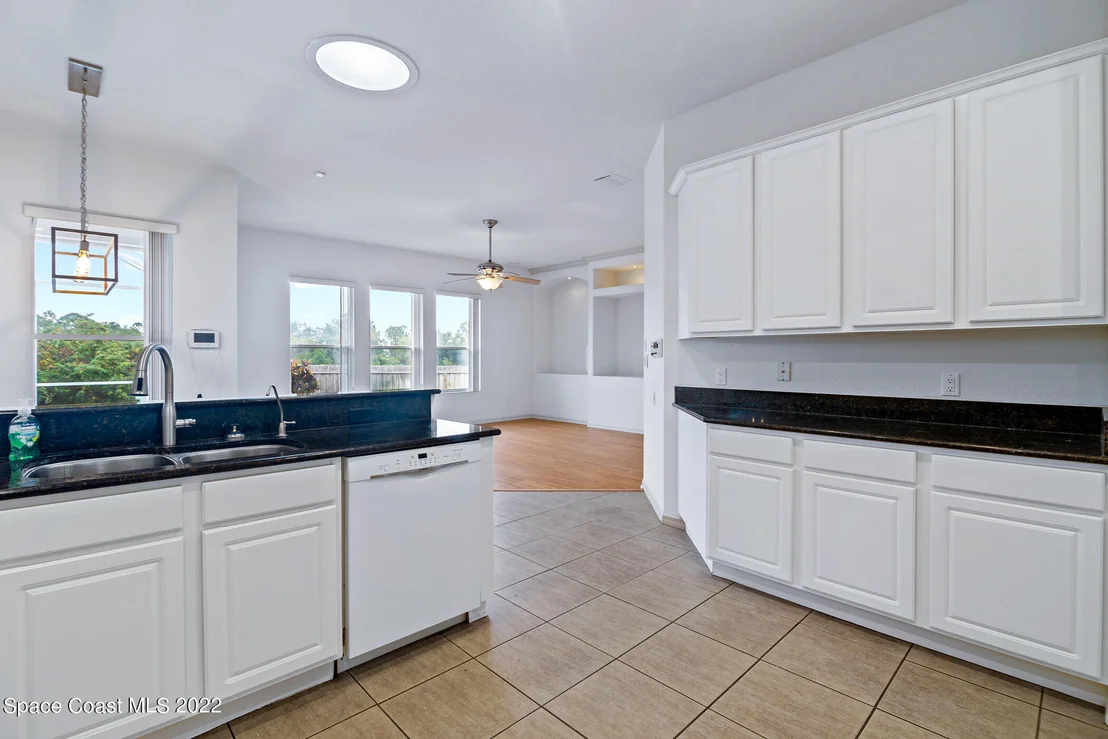 Photo of 5713 Newbury Circle