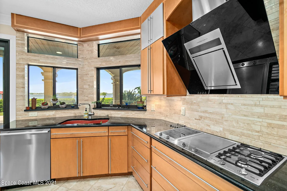 Photo of 442 Lanternback Island Drive