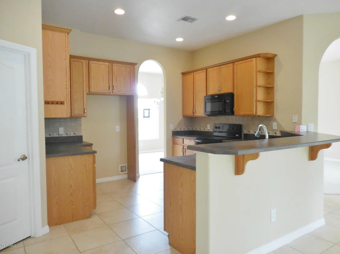 Photo of 194 SE Ridgemont Circle