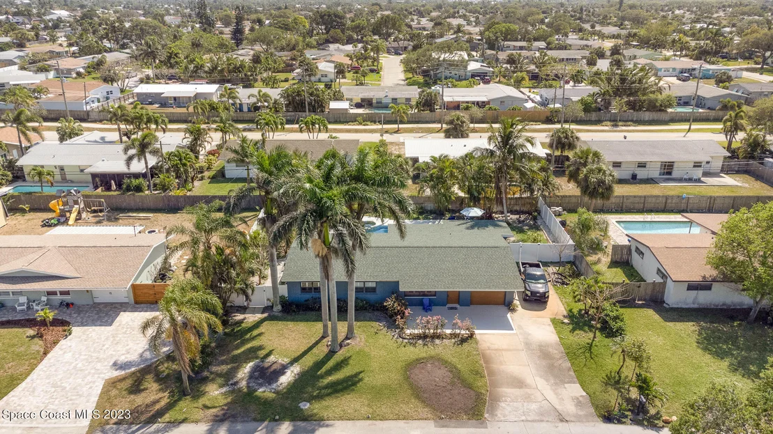 Photo of 375 Cinnamon Drive