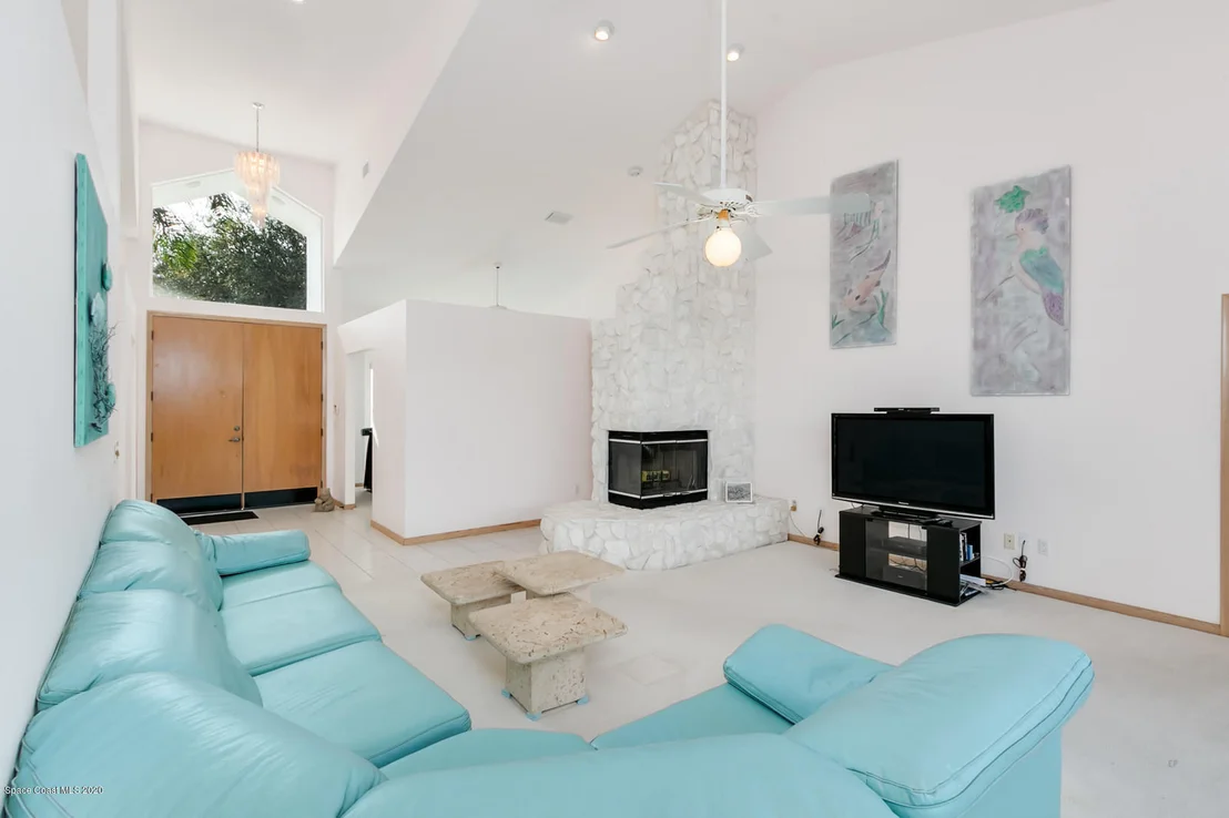 Photo of 582 Sanderling Drive