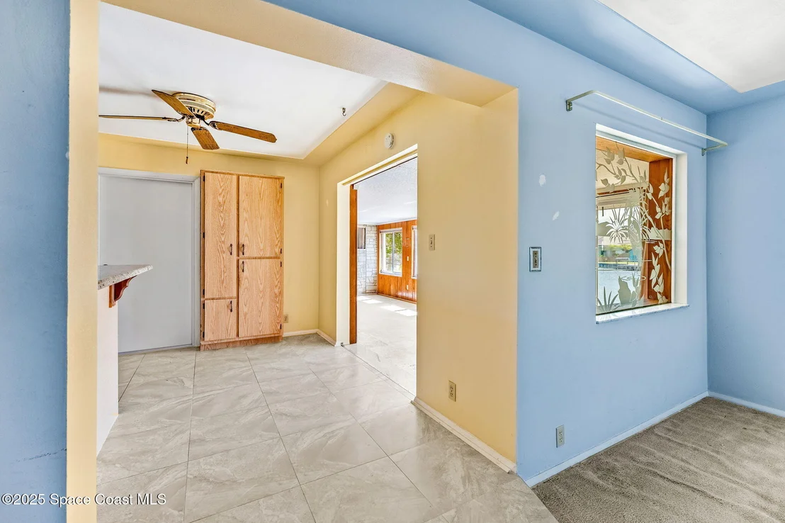 Photo of 272 Bahama Boulevard