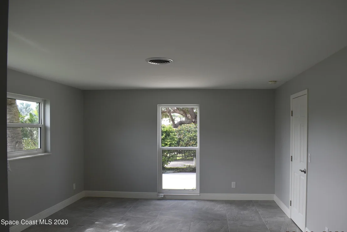 Photo of 876 Norfolk Pine Lane